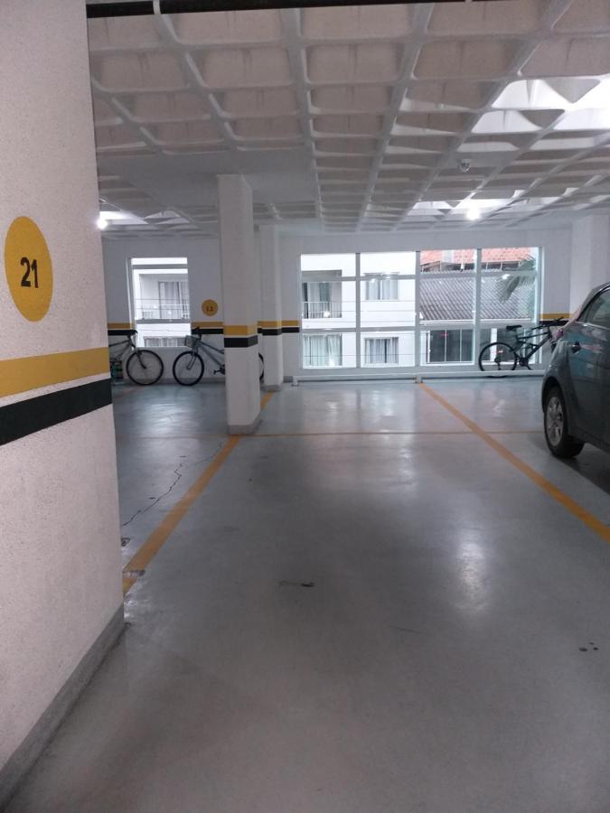 Apartamento Apto Alto Padrao *